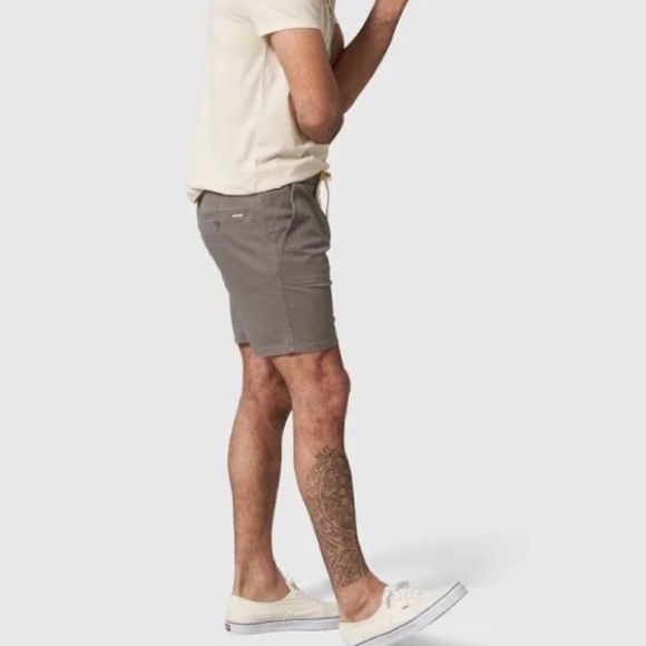 United By Blue Men’s Drawstring Shorts - Picture 3 of 6